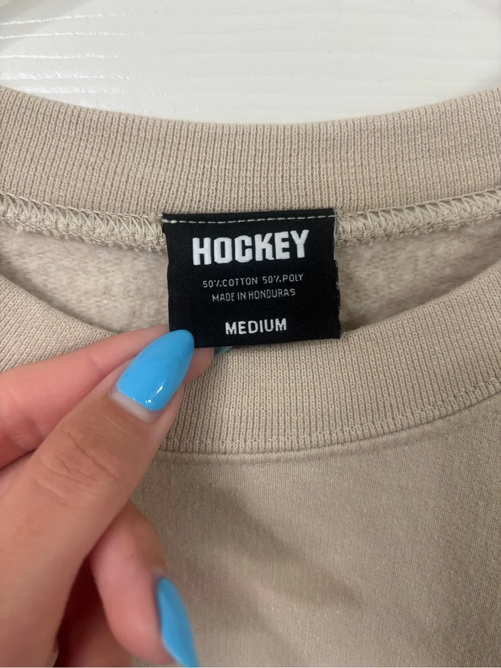 Hockey Beige Graphic Crewneck Sweatshirt - Men medium